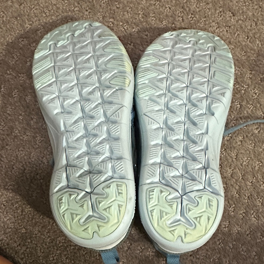 Nike Teal Athletic Shoes New - Picture 3 of 4